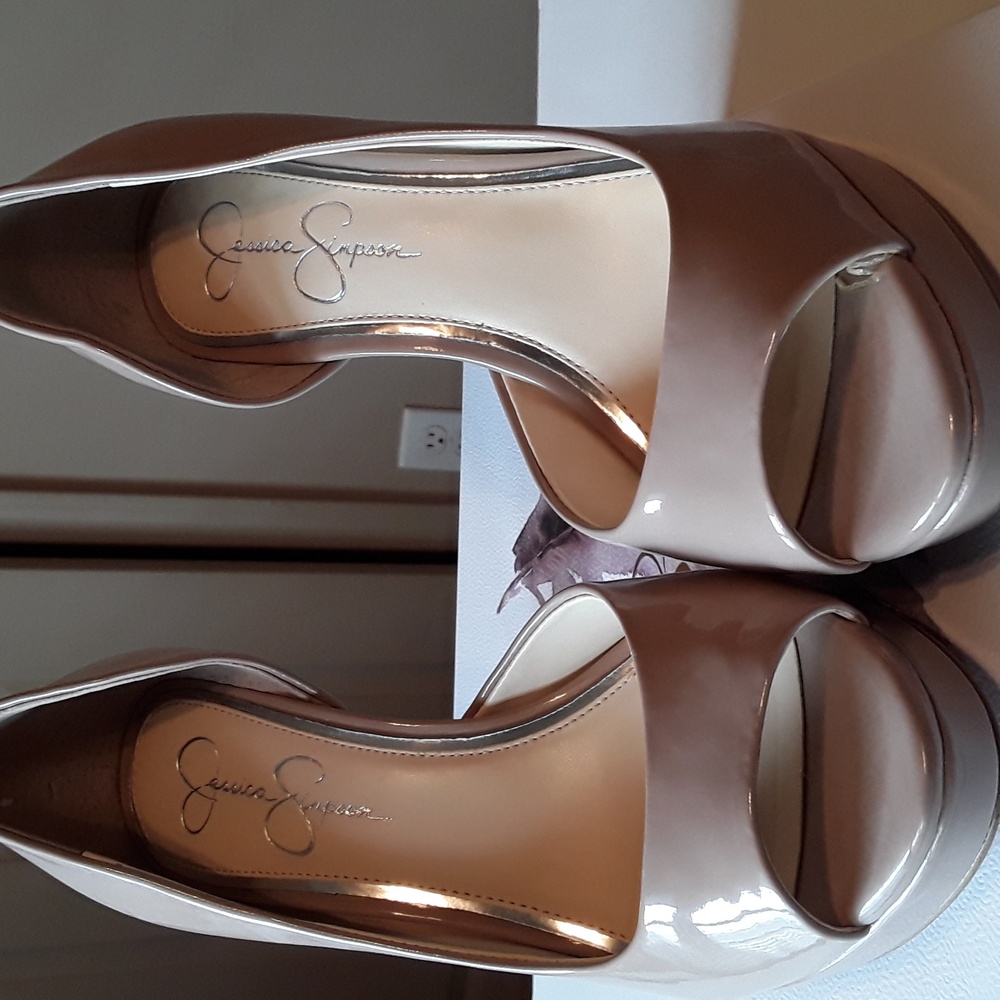 Jessica Simpson Deista Nude Patent Pumps